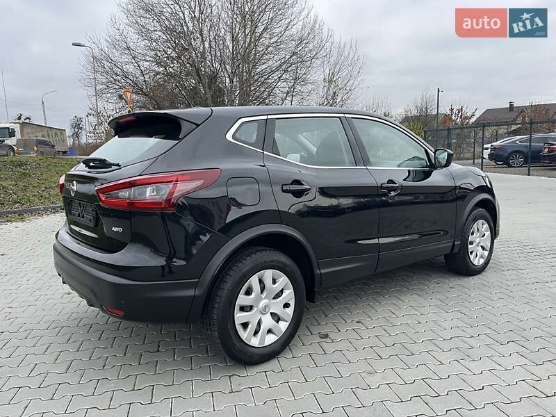 Позашляховик / Кросовер Nissan Rogue Sport 2020 в Вінниці