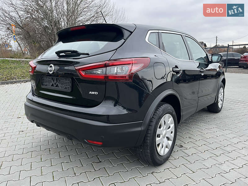 Позашляховик / Кросовер Nissan Rogue Sport 2020 в Вінниці