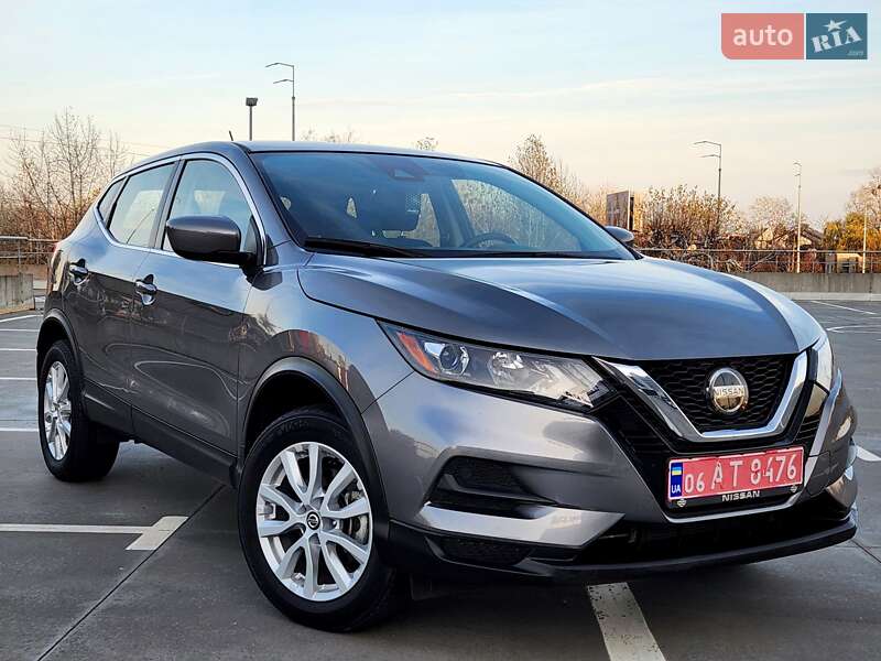 Nissan Rogue Sport 2021