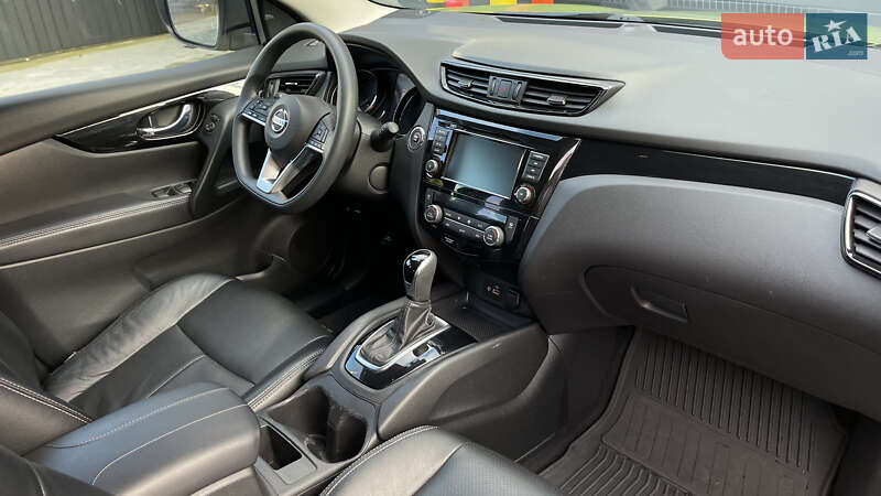 Внедорожник / Кроссовер Nissan Rogue Sport 2020 в Самборе