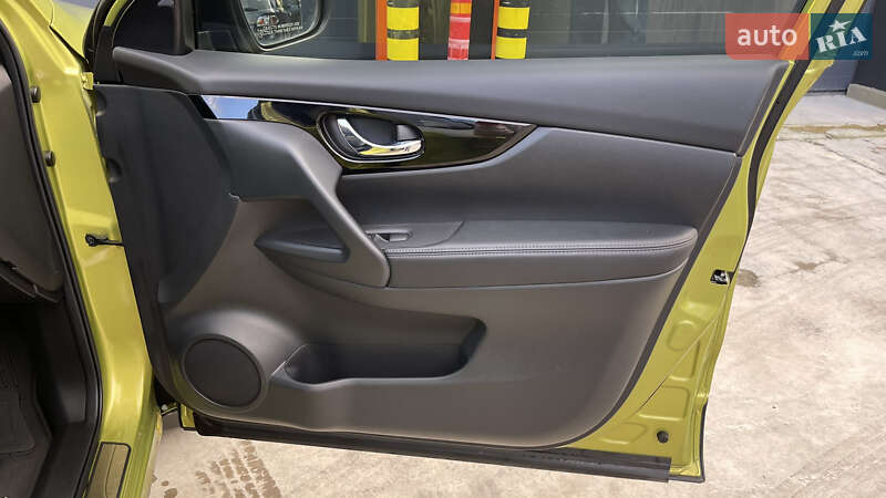 Внедорожник / Кроссовер Nissan Rogue Sport 2020 в Самборе