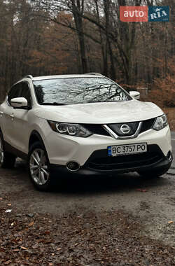 Позашляховик / Кросовер Nissan Rogue Sport 2019 в Львові