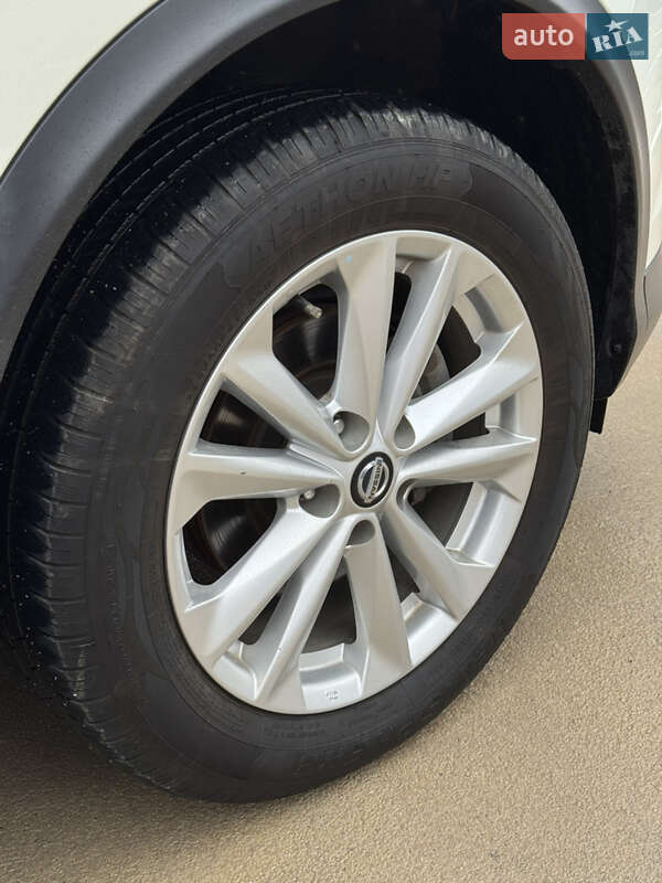 Внедорожник / Кроссовер Nissan Rogue Sport 2019 в Киеве фото 16 Внедорожник / Кроссовер Nissan Rogue Sport 2019 в Киеве