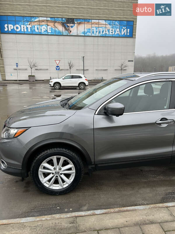 Позашляховик / Кросовер Nissan Rogue Sport 2017 в Львові фото 24 Позашляховик / Кросовер Nissan Rogue Sport 2017 в Львові