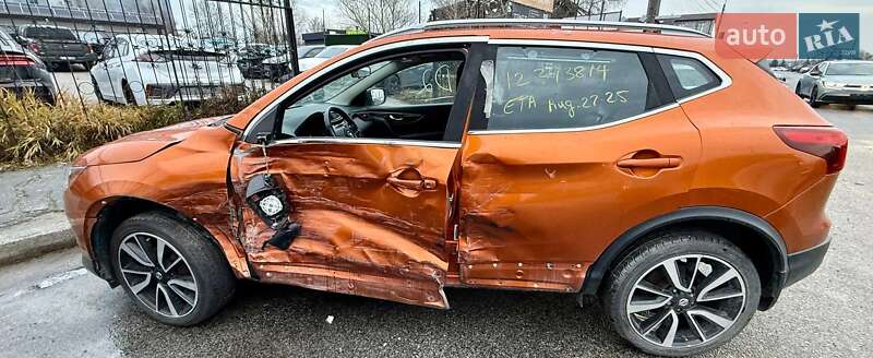 Внедорожник / Кроссовер Nissan Rogue Sport 2017 в Киеве