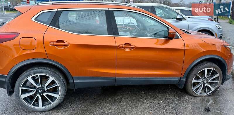 Внедорожник / Кроссовер Nissan Rogue Sport 2017 в Киеве