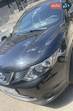 Позашляховик / Кросовер Nissan Rogue Sport 2017 в Львові