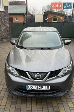 Внедорожник / Кроссовер Nissan Rogue Sport 2018 в Хмельницком