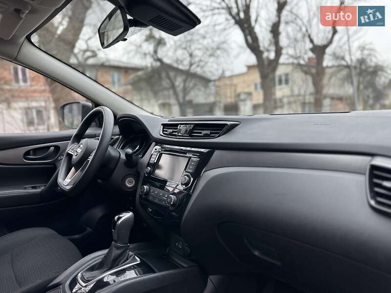 Внедорожник / Кроссовер Nissan Rogue Sport 2021 в Львове