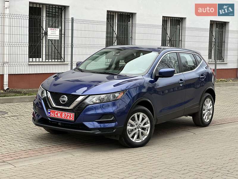 Nissan Rogue Sport 2021