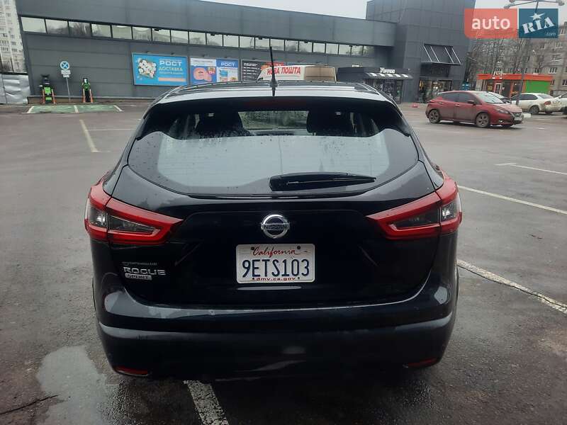 Внедорожник / Кроссовер Nissan Rogue Sport 2021 в Харькове