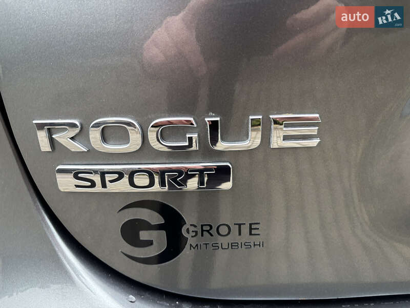 Внедорожник / Кроссовер Nissan Rogue Sport 2020 в Львове