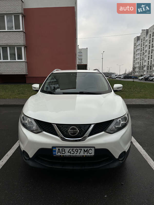 Внедорожник / Кроссовер Nissan Rogue Sport 2018 в Виннице