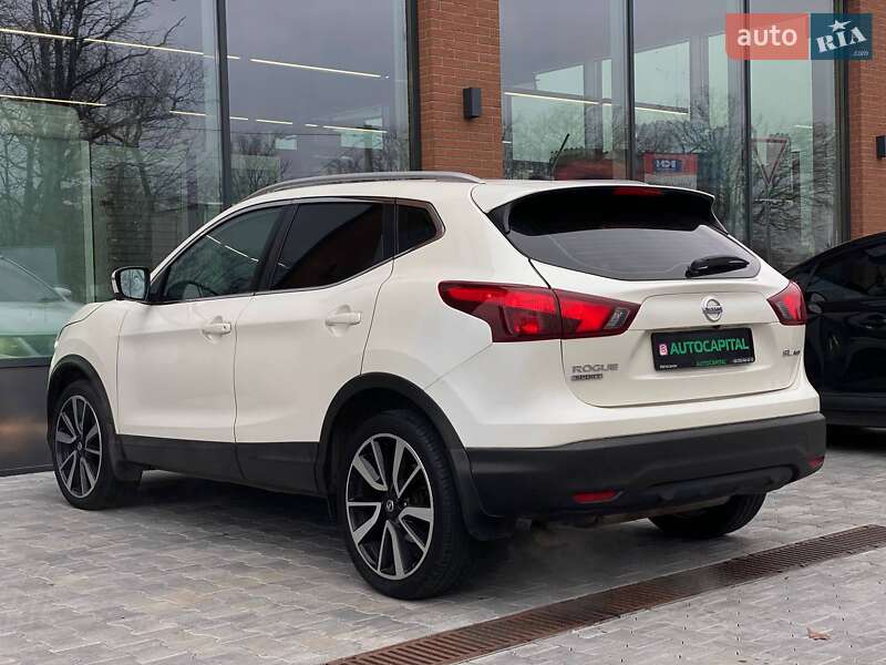 Внедорожник / Кроссовер Nissan Rogue Sport 2017 в Киеве фото 10 Внедорожник / Кроссовер Nissan Rogue Sport 2017 в Киеве