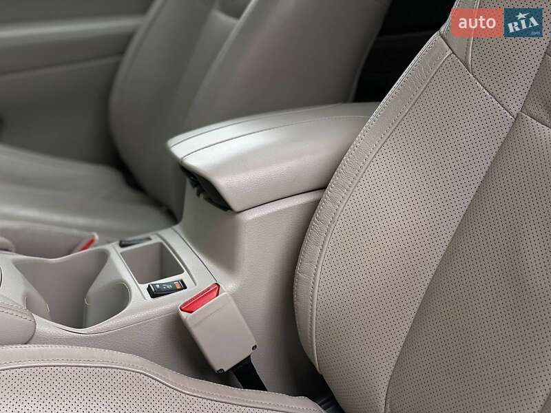 Внедорожник / Кроссовер Nissan Rogue Sport 2017 в Киеве фото 39 Внедорожник / Кроссовер Nissan Rogue Sport 2017 в Киеве