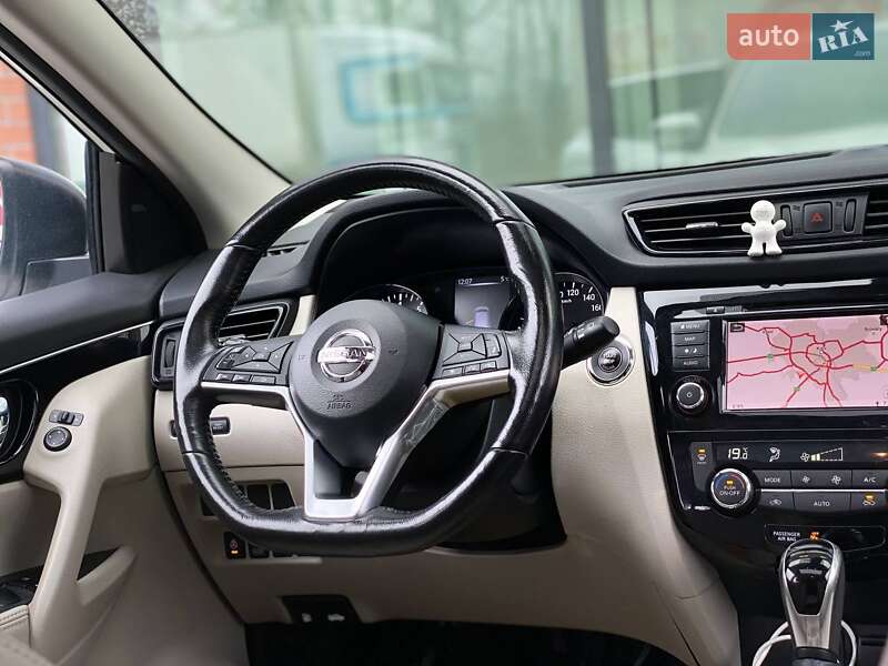 Внедорожник / Кроссовер Nissan Rogue Sport 2017 в Киеве фото 45 Внедорожник / Кроссовер Nissan Rogue Sport 2017 в Киеве