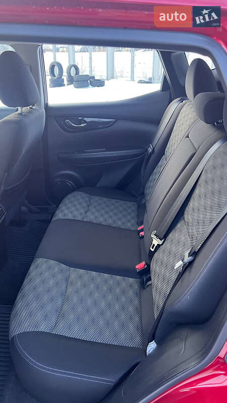 Внедорожник / Кроссовер Nissan Rogue Sport 2019 в Львове