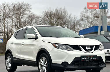 Позашляховик / Кросовер Nissan Rogue Sport 2017 в Миколаєві