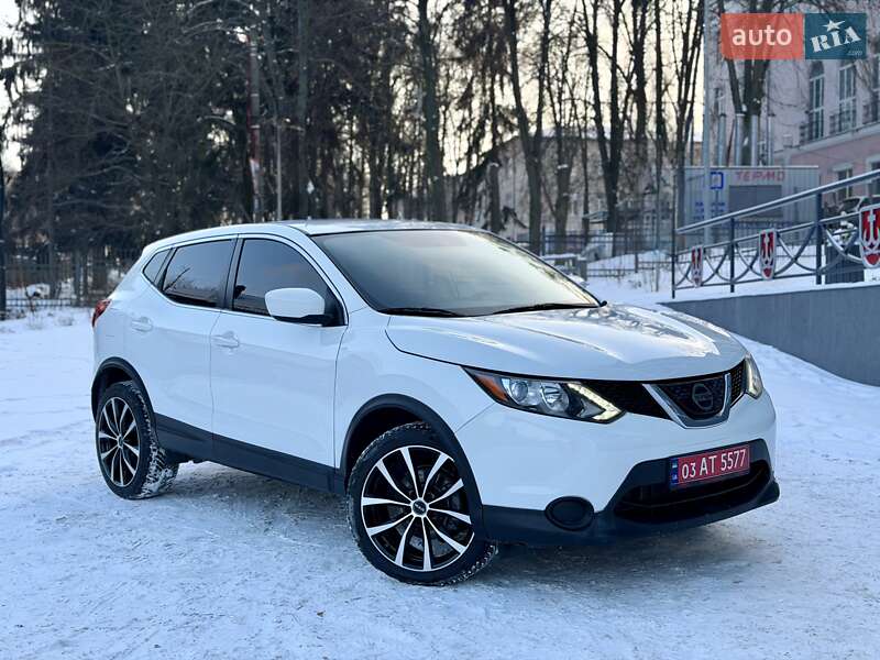 Nissan Rogue Sport 2018