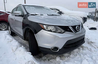 Внедорожник / Кроссовер Nissan Rogue Sport 2017 в Львове