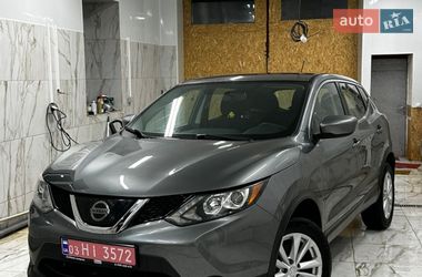 Позашляховик / Кросовер Nissan Rogue Sport 2018 в Житомирі