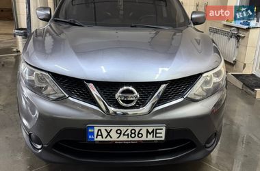 Внедорожник / Кроссовер Nissan Rogue Sport 2017 в Харькове