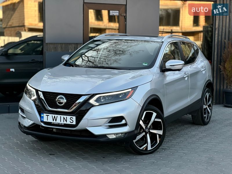 Nissan Rogue Sport 2021