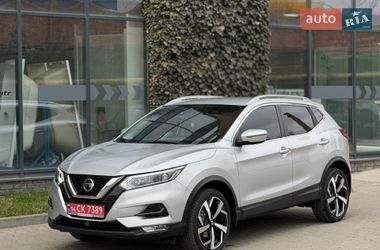 Внедорожник / Кроссовер Nissan Rogue Sport 2020 в Черновцах