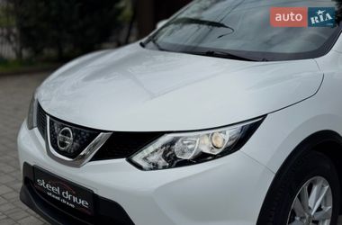 Позашляховик / Кросовер Nissan Rogue Sport 2018 в Миколаєві