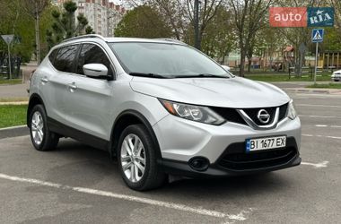 Внедорожник / Кроссовер Nissan Rogue Sport 2017 в Кременчуге