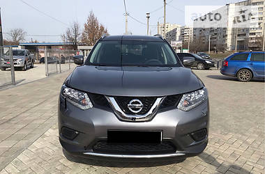 Внедорожник / Кроссовер Nissan Rogue 2015 в Харькове