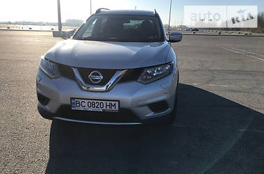 Внедорожник / Кроссовер Nissan Rogue 2016 в Львове