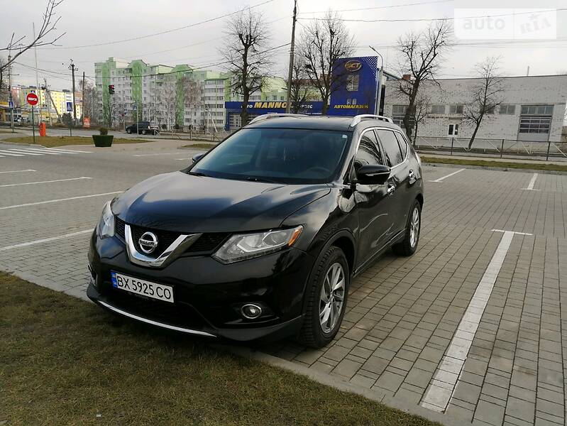 Позашляховик / Кросовер Nissan Rogue 2014 в 