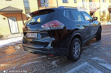 Внедорожник / Кроссовер Nissan Rogue 2015 в Виннице
