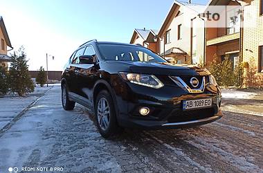 Внедорожник / Кроссовер Nissan Rogue 2015 в Виннице