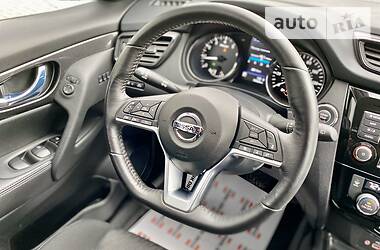 Позашляховик / Кросовер Nissan Rogue 2017 в 