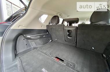 Позашляховик / Кросовер Nissan Rogue 2017 в 