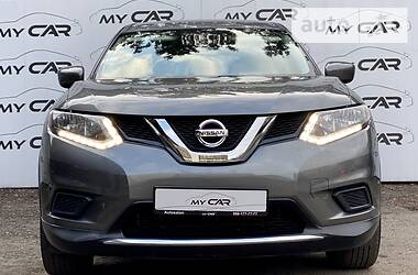 Позашляховик / Кросовер Nissan Rogue 2016 в 