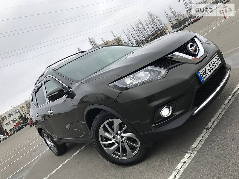 Позашляховик / Кросовер Nissan Rogue 2014 в Києві