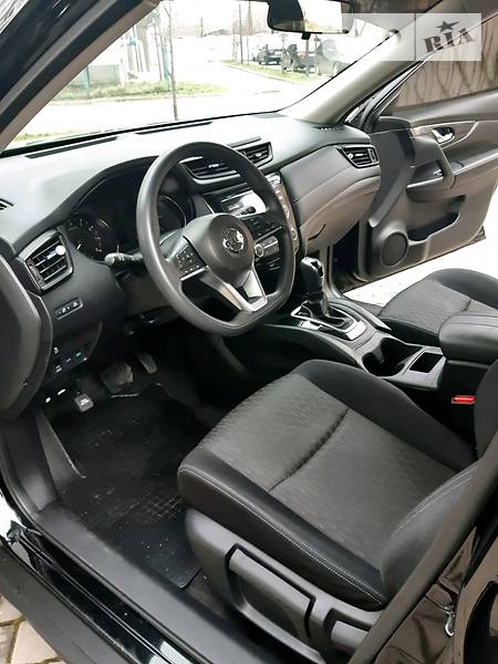 Позашляховик / Кросовер Nissan Rogue 2016 в Івано-Франківську