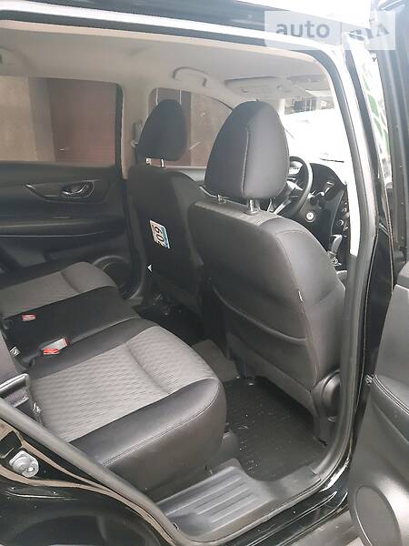 Позашляховик / Кросовер Nissan Rogue 2016 в Івано-Франківську