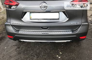 Позашляховик / Кросовер Nissan Rogue 2017 в Полтаві