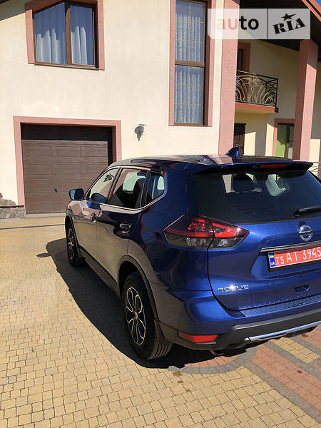 Позашляховик / Кросовер Nissan Rogue 2018 в Львові