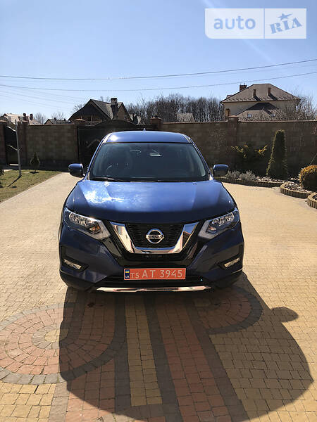 Позашляховик / Кросовер Nissan Rogue 2018 в Львові