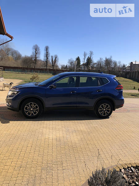 Позашляховик / Кросовер Nissan Rogue 2018 в Львові