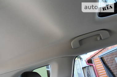 Позашляховик / Кросовер Nissan Rogue 2015 в 