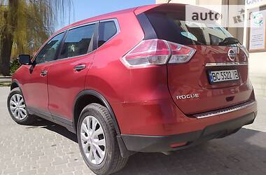 Внедорожник / Кроссовер Nissan Rogue 2015 в Львове