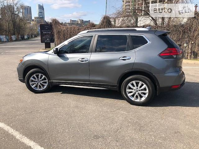 Позашляховик / Кросовер Nissan Rogue 2017 в Дніпрі