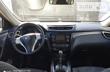 Позашляховик / Кросовер Nissan Rogue 2016 в 