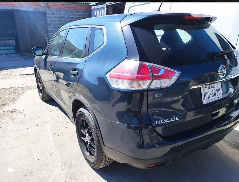 Позашляховик / Кросовер Nissan Rogue 2016 в Харкові